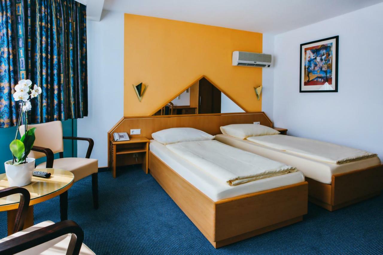 Hotel Central Вайль-на-Рейні Екстер'єр фото